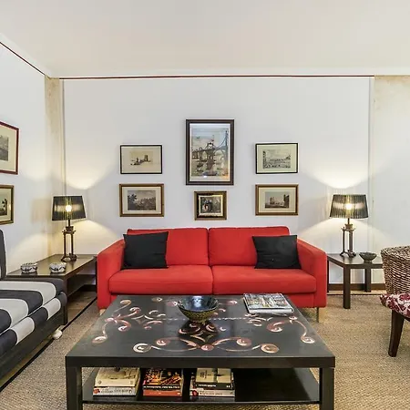Reve D'alfama Apartment